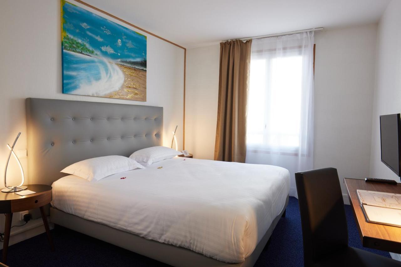Hotel Le Beffroi Dreux Exteriör bild