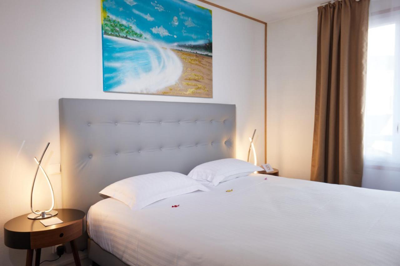 Hotel Le Beffroi Dreux Exteriör bild