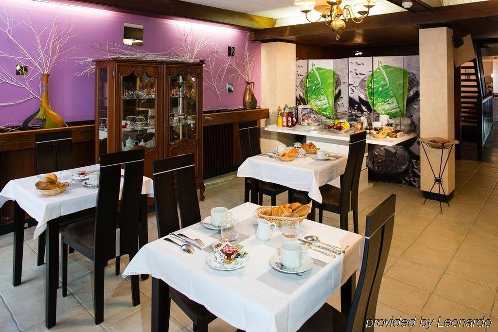 Hotel Le Beffroi Dreux Exteriör bild